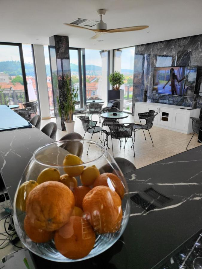 Sky Apartmani & Spa レスコヴァツ エクステリア 写真