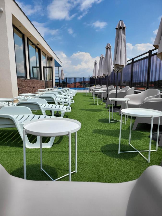 Sky Apartmani & Spa レスコヴァツ エクステリア 写真