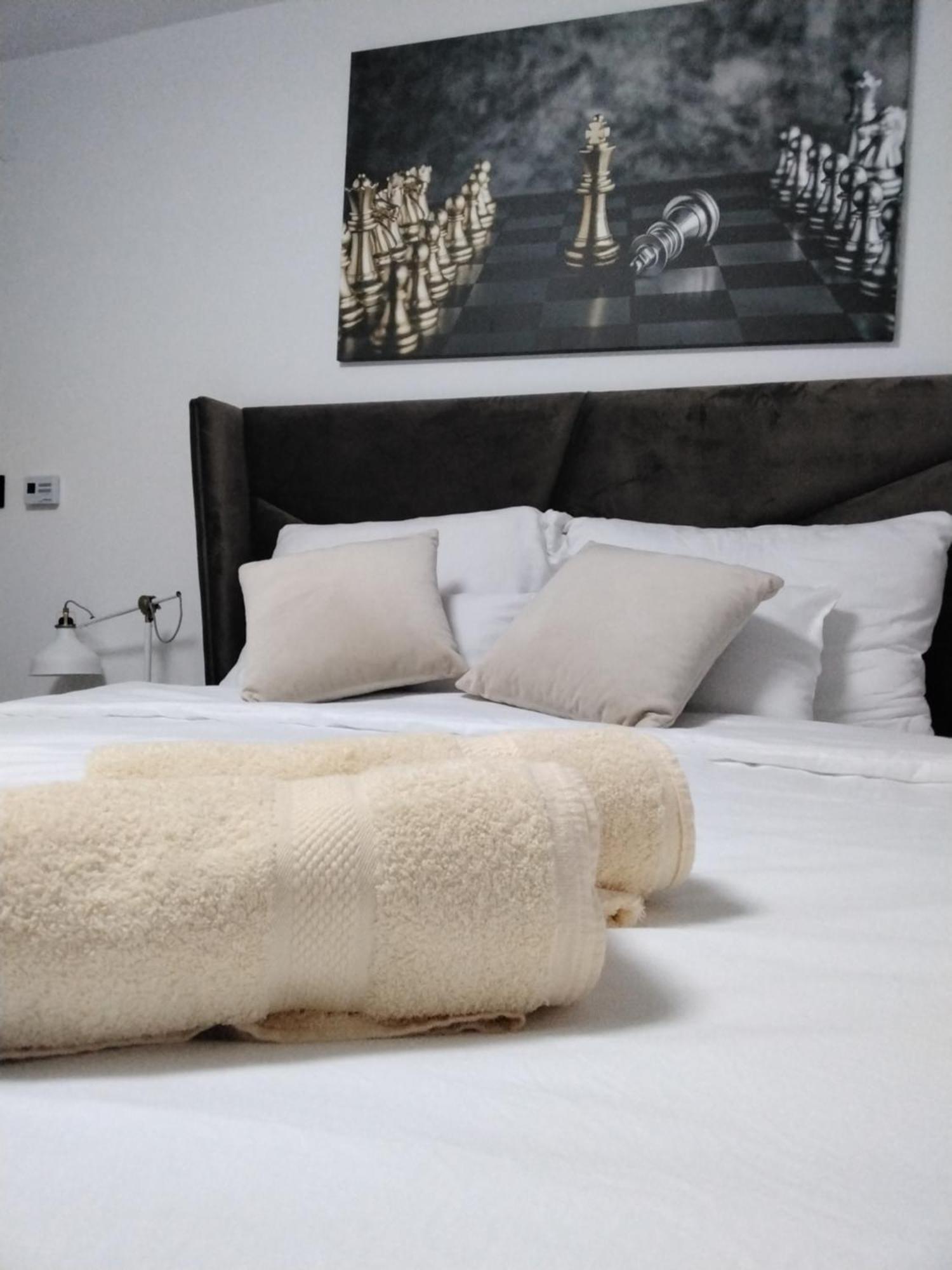 Sky Apartmani & Spa レスコヴァツ 部屋 写真