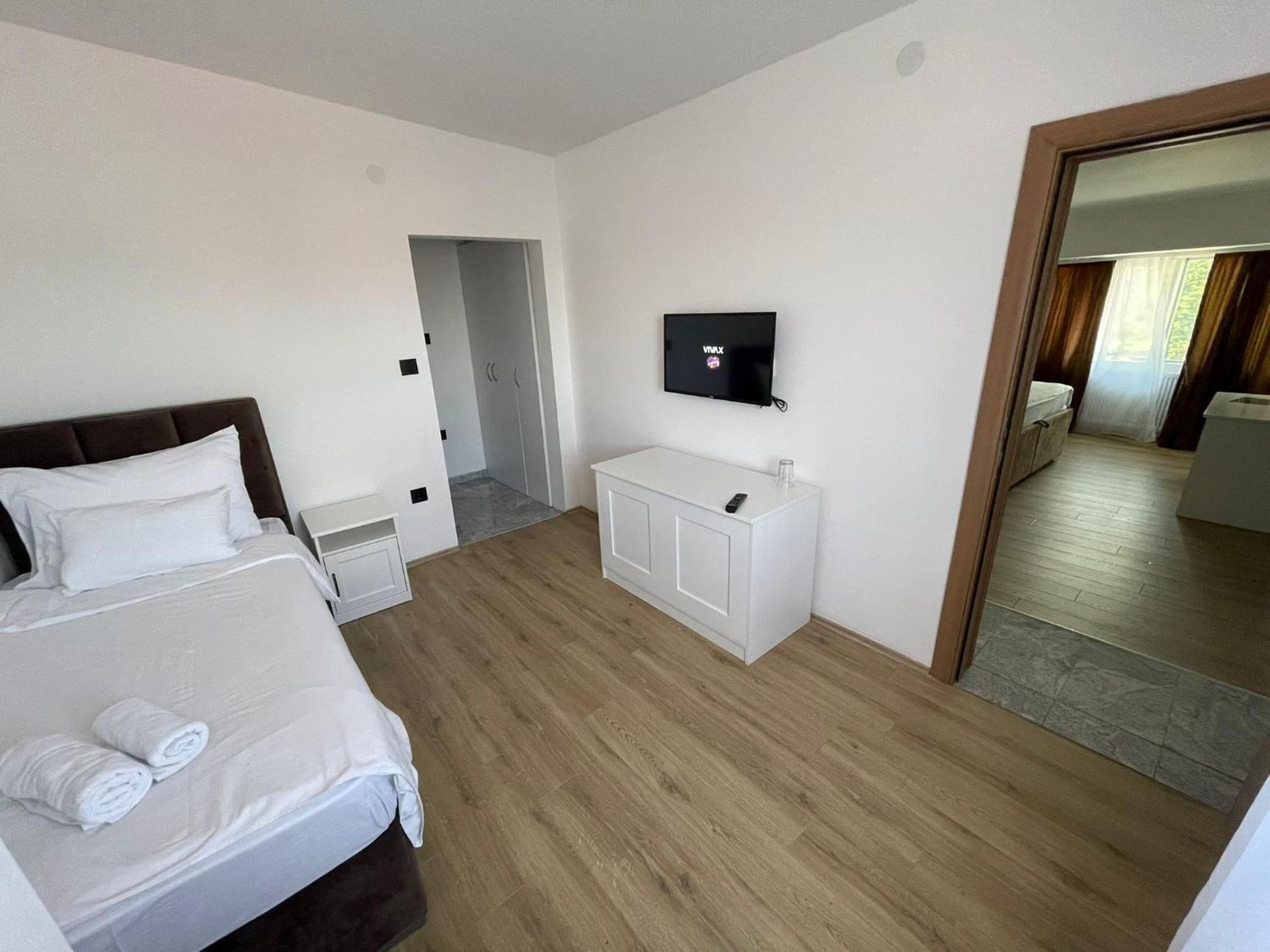 Sky Apartmani & Spa レスコヴァツ 部屋 写真