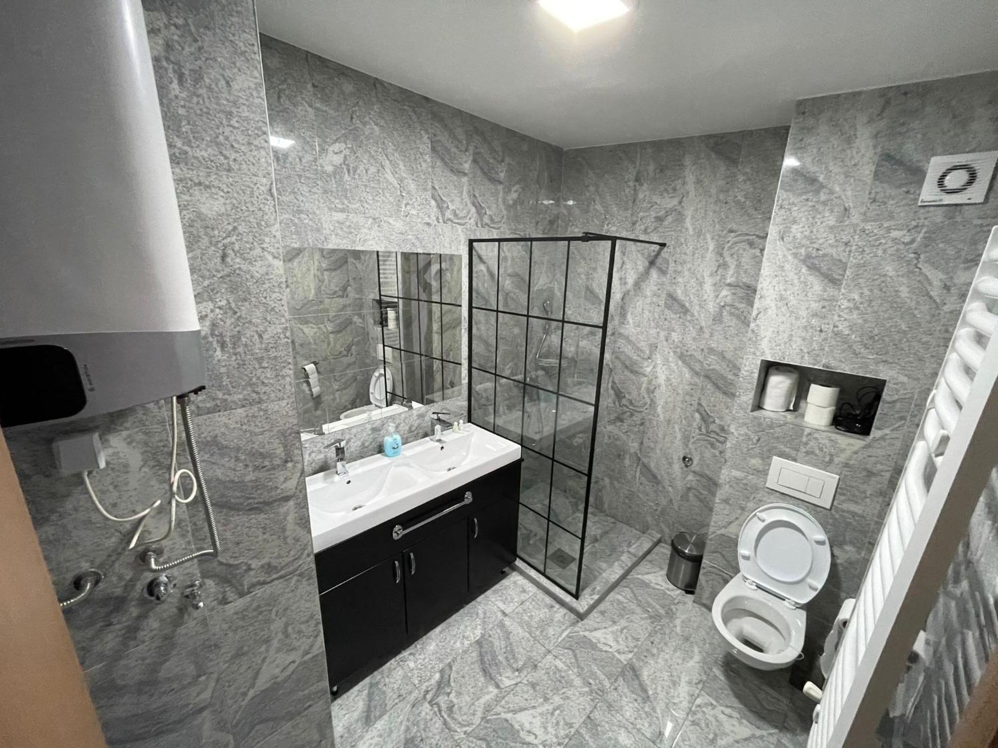 Sky Apartmani & Spa レスコヴァツ 部屋 写真
